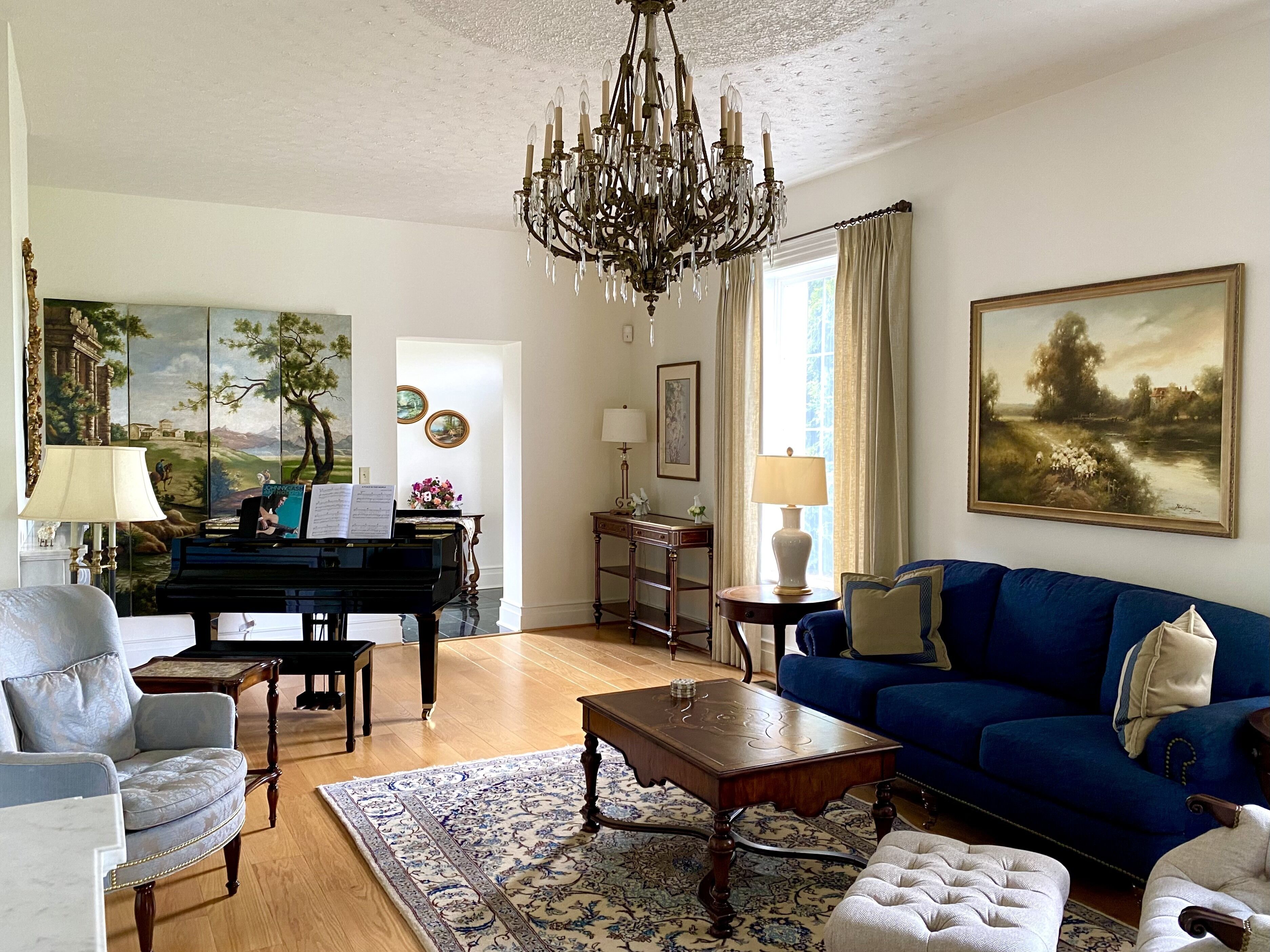 Scenic Getaway with Private Indoor Pool/Hot Tub on the GAP trail