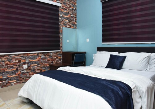 3 Bedroom Short Let Apartment @ Mayfair Gardens Estate