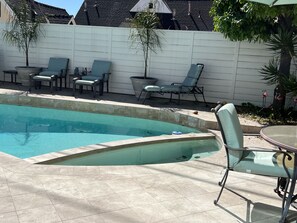 Outdoor pool - Beautiful, Quiet, Oasis in the heart of Sunset Strip. (Los Angeles)