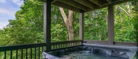 Bain à remous extérieur