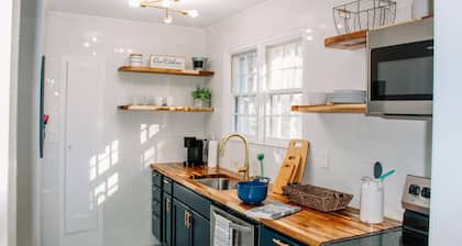 The Fabled Blue-Remodeled Guest Cottage on The Hill