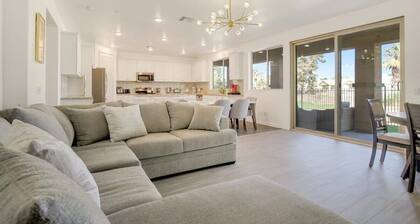 NEW! Glamorous Golf Getaway w/ Private Pool & Spa