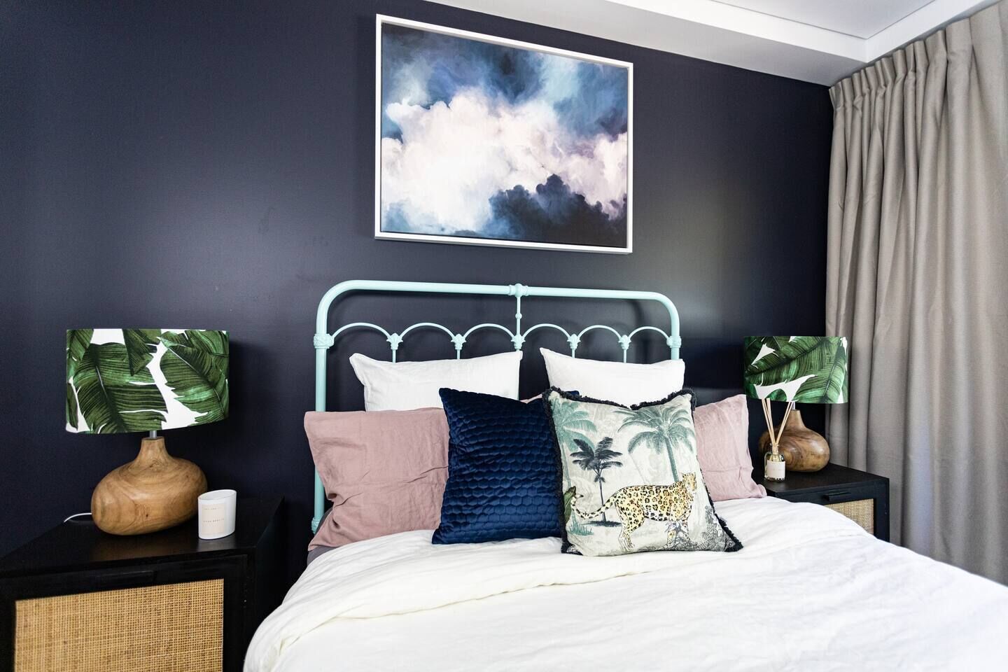 Whitsunday view BOHO apartment in Airlie Beach — image 23