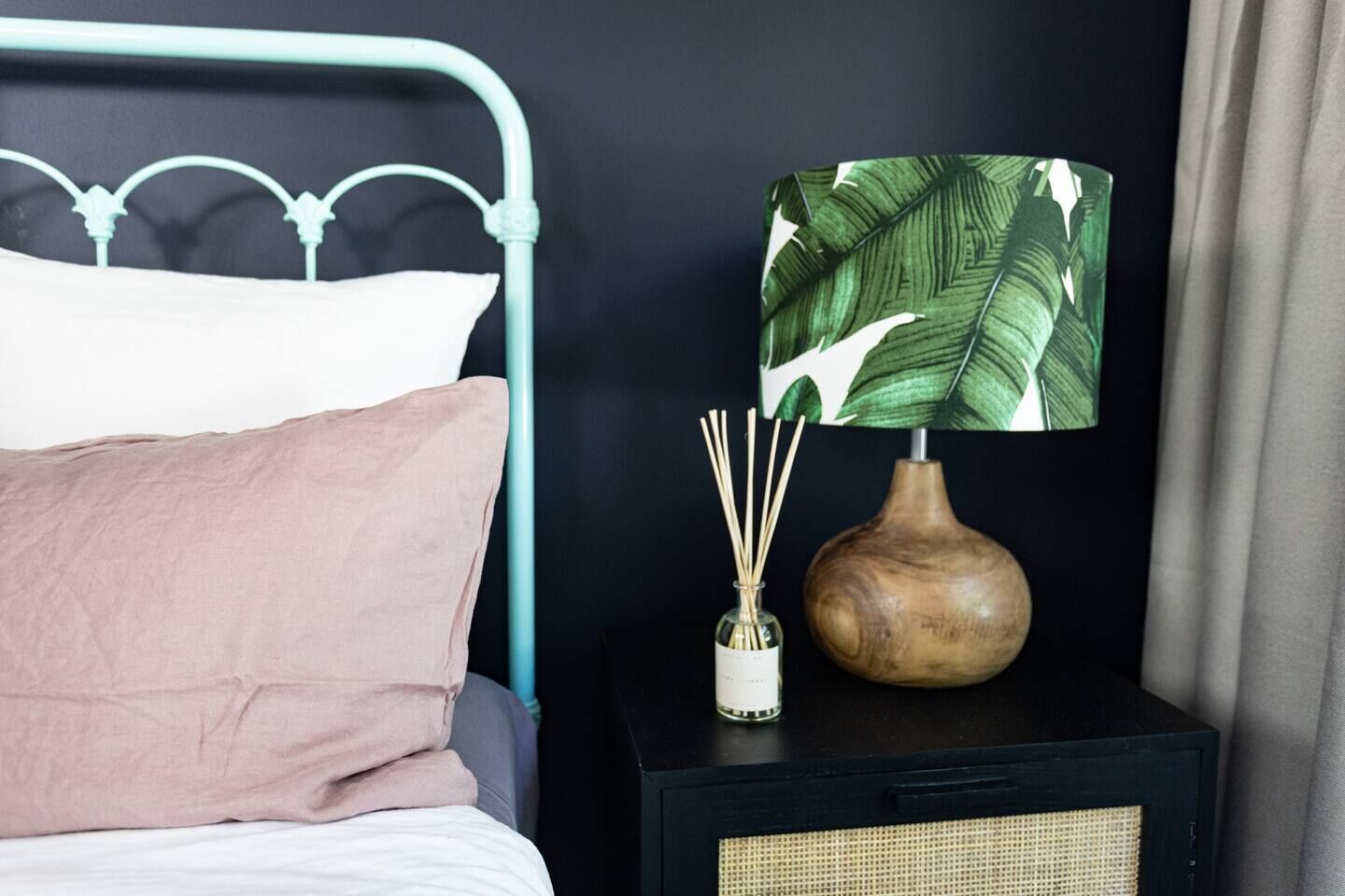 Whitsunday view BOHO apartment in Airlie Beach — image 24