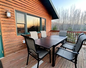 Outdoor dining - Beautiful Northwoods Home with Lake Vermilion Access (Cook)