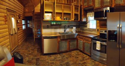 Cozy Cabin and Campground near Big South Fork National River and Recreation Area