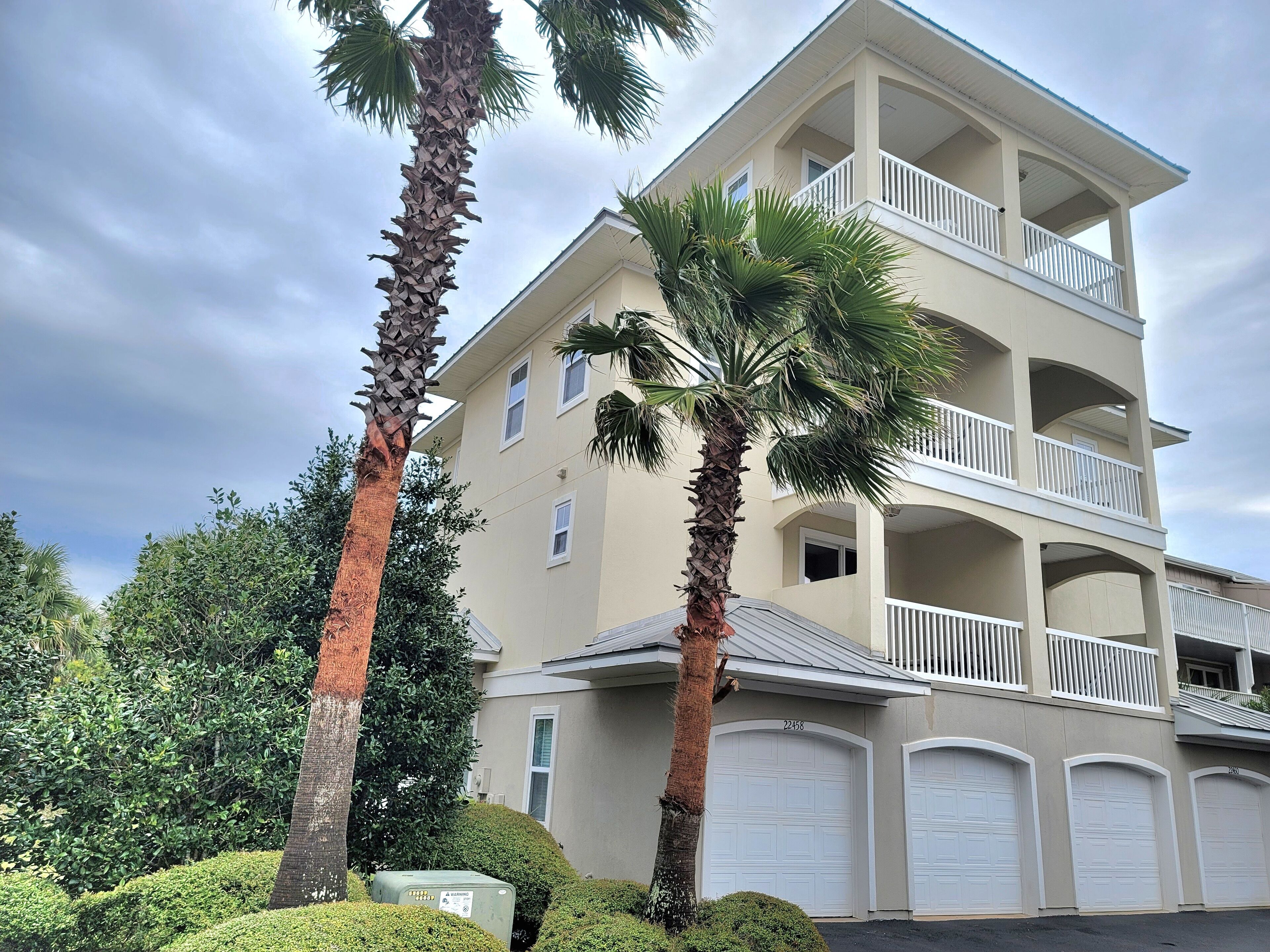 Ocean view home, steps to beach, gated, pool, close to 30A