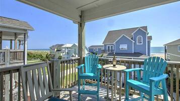 Condo, 4 Bedrooms | Balcony