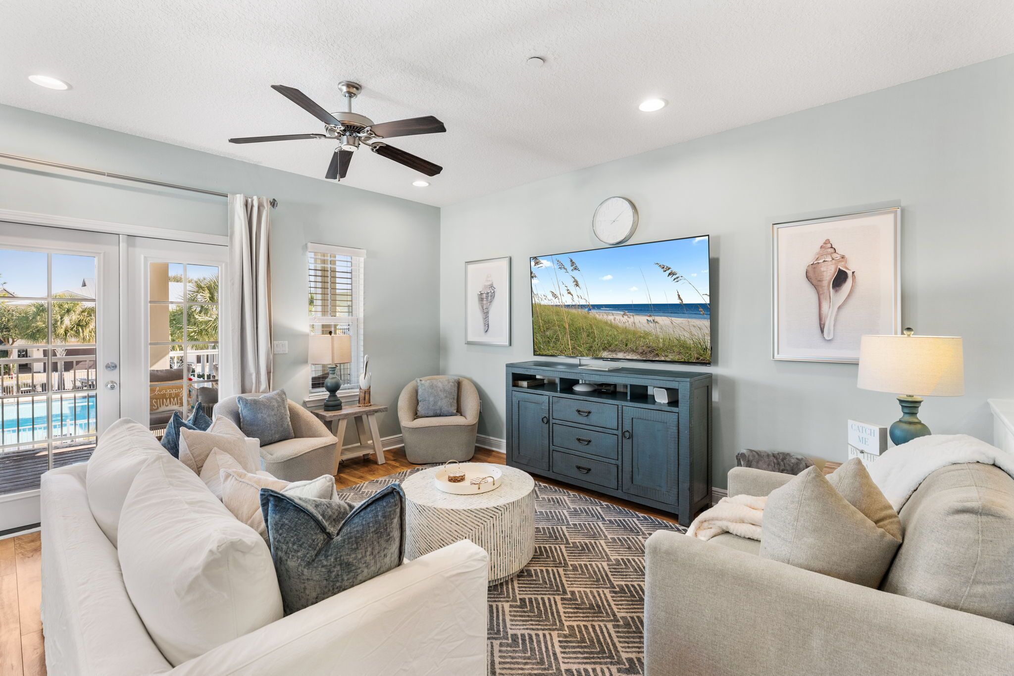 Smart TV, video games