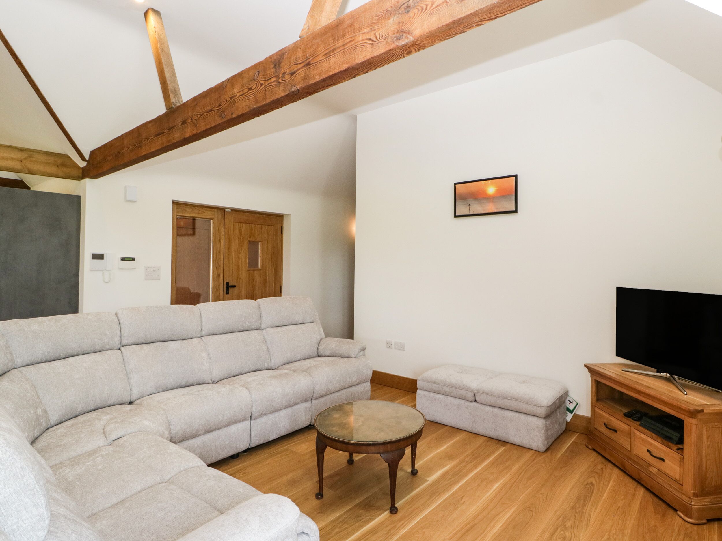 THE OLD DAIRY, family friendly, with a garden in Finchampstead