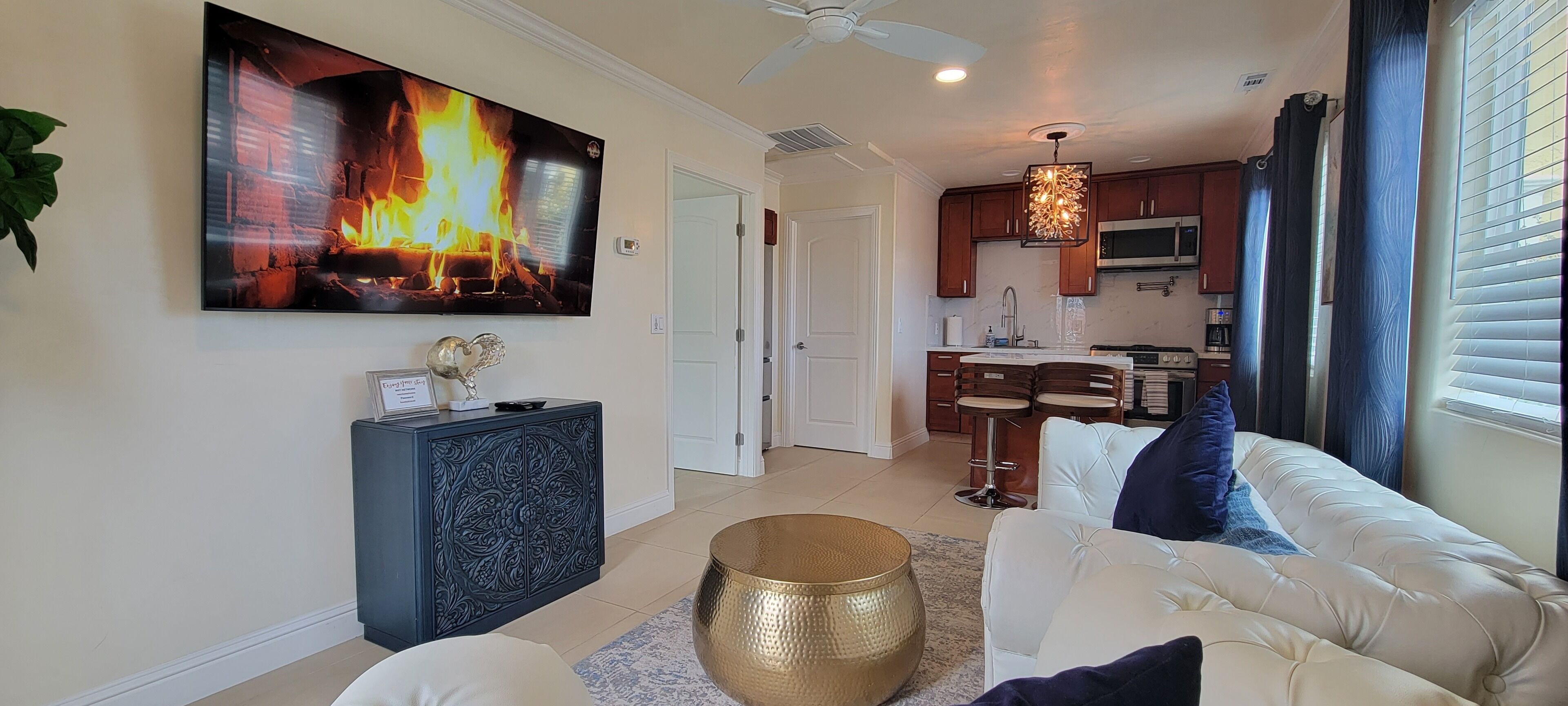 Deluxe Suite for Two