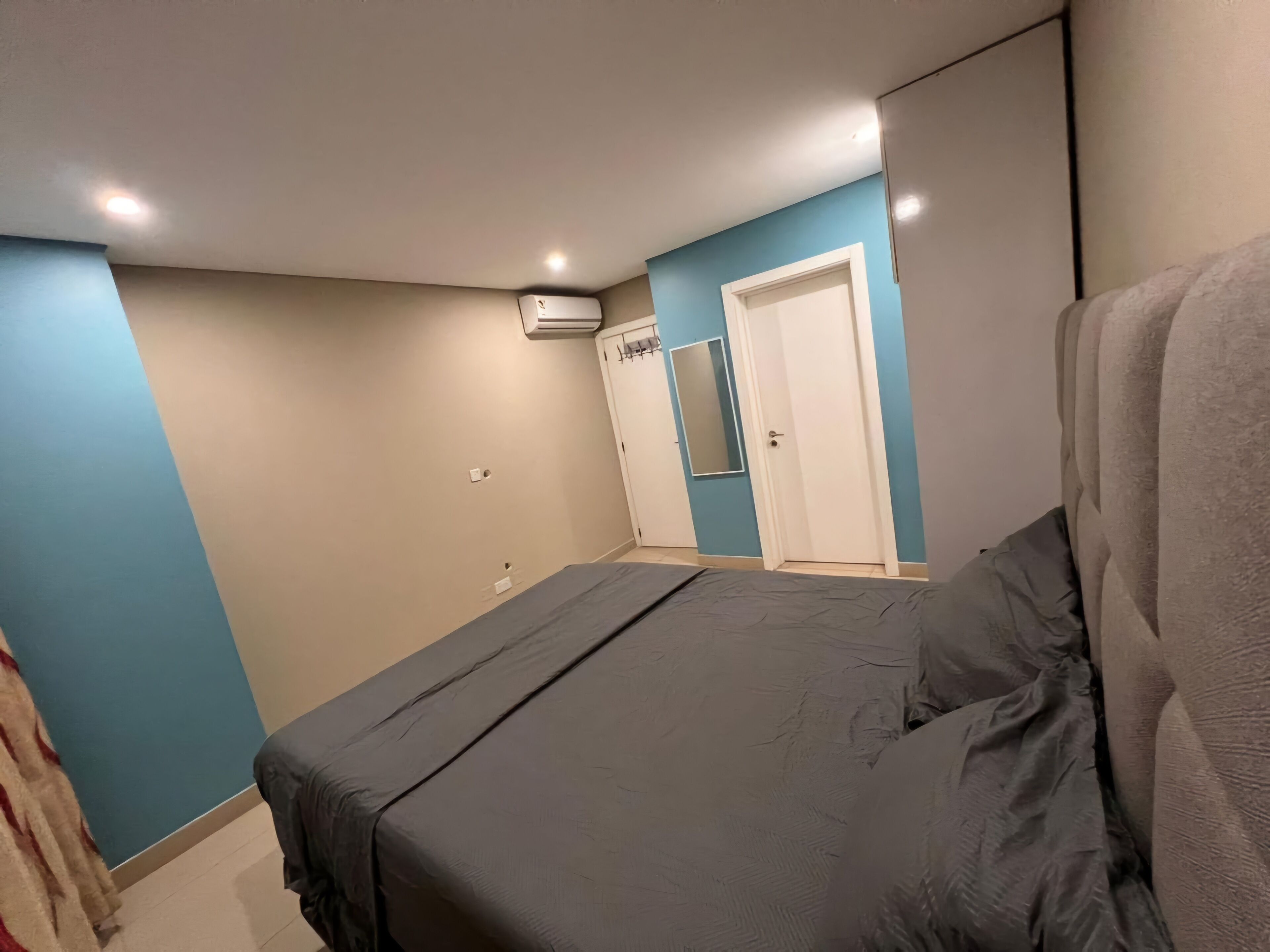 2 makuuhuonetta, silitysrauta/-lauta, ilmainen Wi-Fi, vuodevaatteet