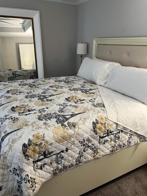 WiFi, bed sheets