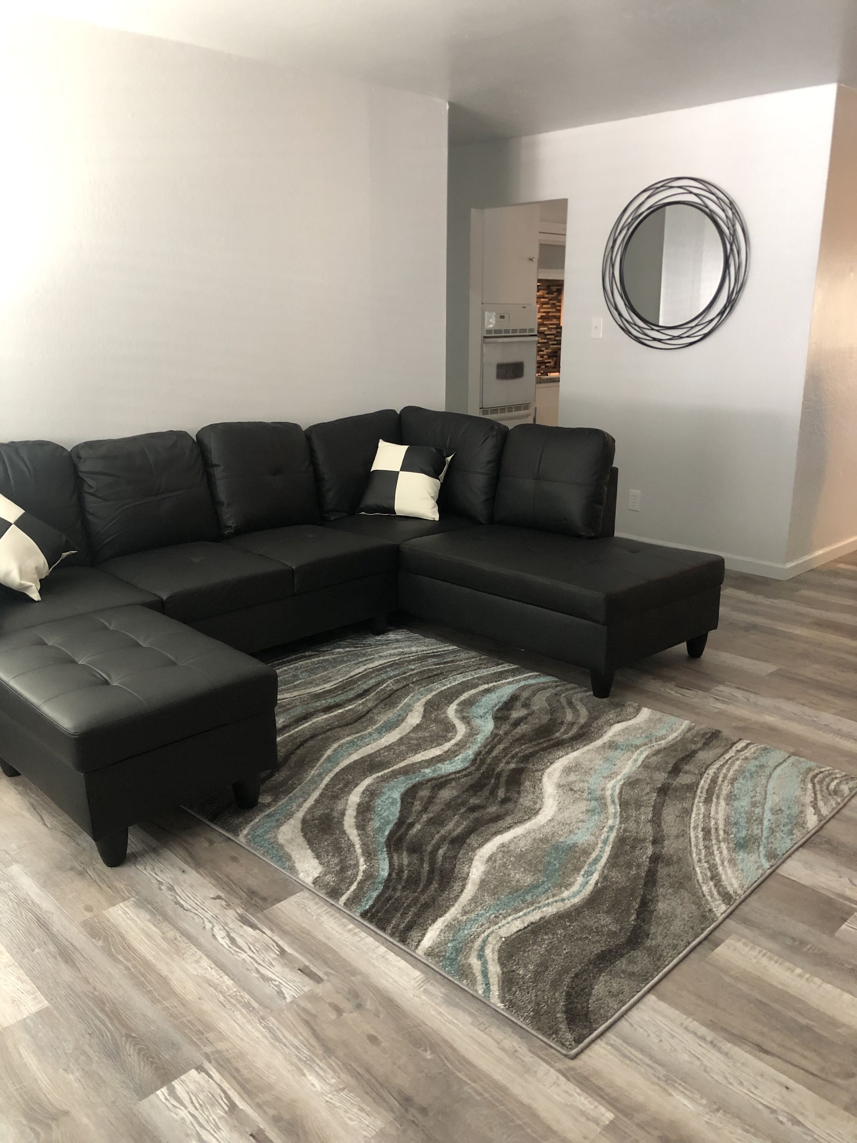 Walking Distance to Lake and Heavenly!