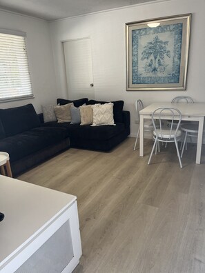 Smart TV, giocattoli, monitor per computer, stampante