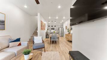 Condo, 3 Bedrooms | Living area | Smart TV