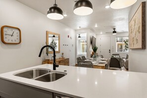 Dining - The Hub #95 by RedAwning (St. George)