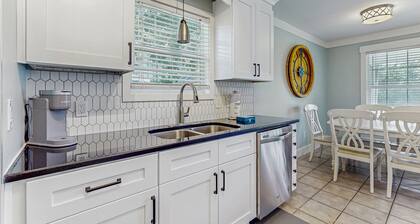 Amazing home near beach with private pool, screened porch, & huge yard