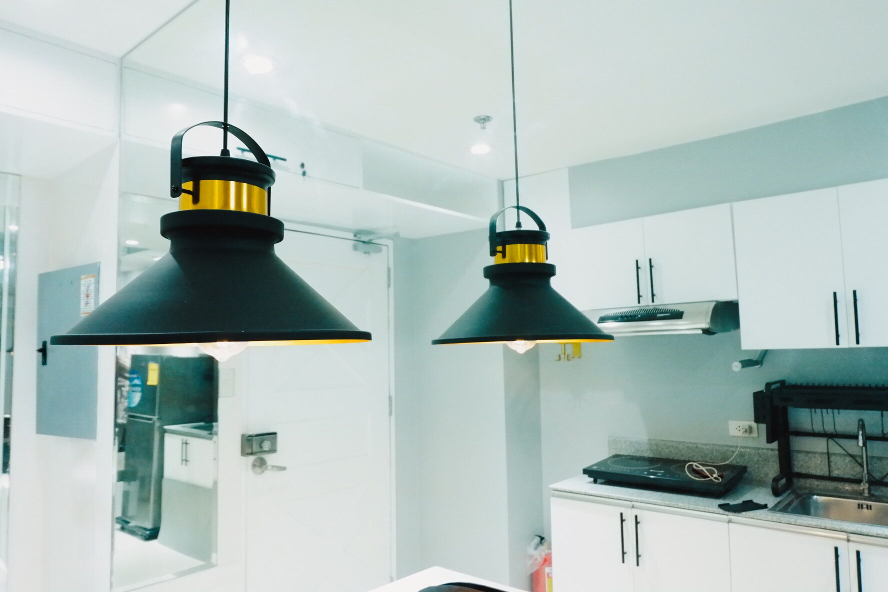 Fridge, microwave, stovetop, electric kettle