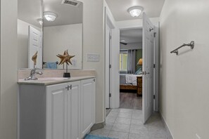 Apartment, 3 Schlafzimmer | Badezimmer