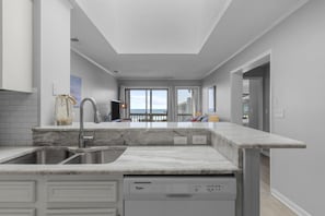 Kondominium, 3 kamar tidur | Dapur pribadi
