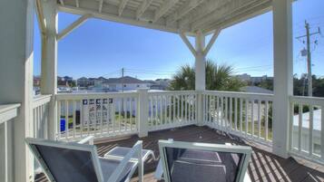 Appart'hĂŽtel, 3 chambres | Balcon