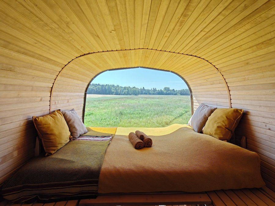 Casa rodante panorámica, cocineta, vista al jardín (Nature Cabin) | Ropa de cama hipoalergénica, decoración personalizada y ropa de cama