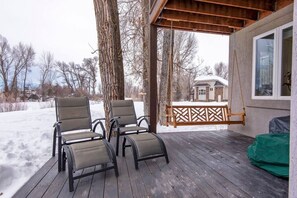 Terrace/patio - Aspen Pointe Glass House on Ski Hill Road Driggs, ID (Driggs)