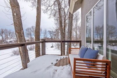 Aspen Pointe Glass House on Ski Hill Road Driggs, ID