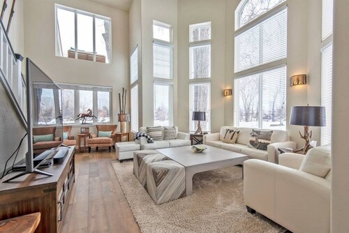 Aspen Pointe Glass House on Ski Hill Road Driggs, ID