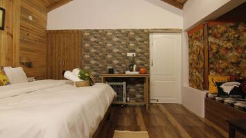 2 dormitoris, planxa i posts de planxar, wifi gratuïta i roba de llit