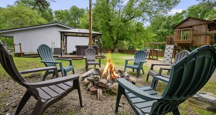 Family Retreat, outdoor oasis, game room