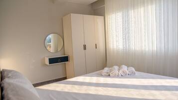 Apartamento | Roupas de cama de algodão egípcio, roupas de cama premium, escrivaninha