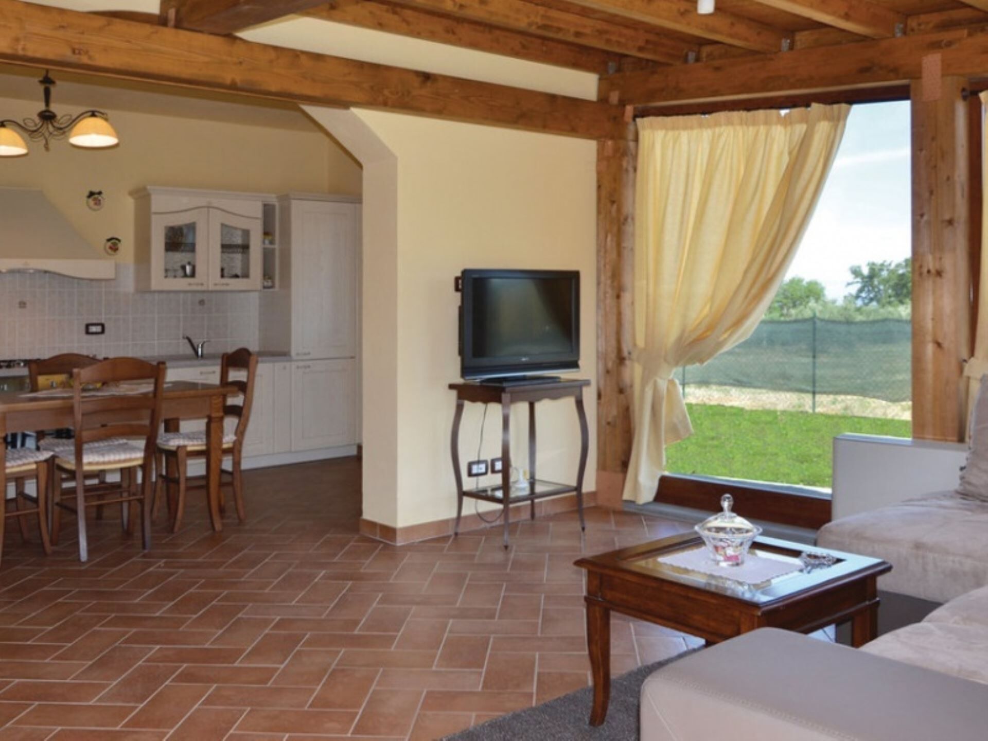 Small villa for 6 guests, pool and nice veranda