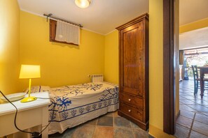 1 camera, ferro/asse da stiro, Wi-Fi gratuito, lenzuola