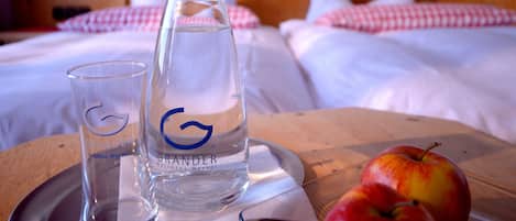 1 dormitorio, escritorio, wifi y ropa de cama