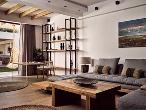 Smart TV, chimenea, videojuegos y futbolito 