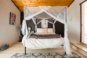 Room - The Luna - Hunter Catskills luxury stay (Tannersville)
