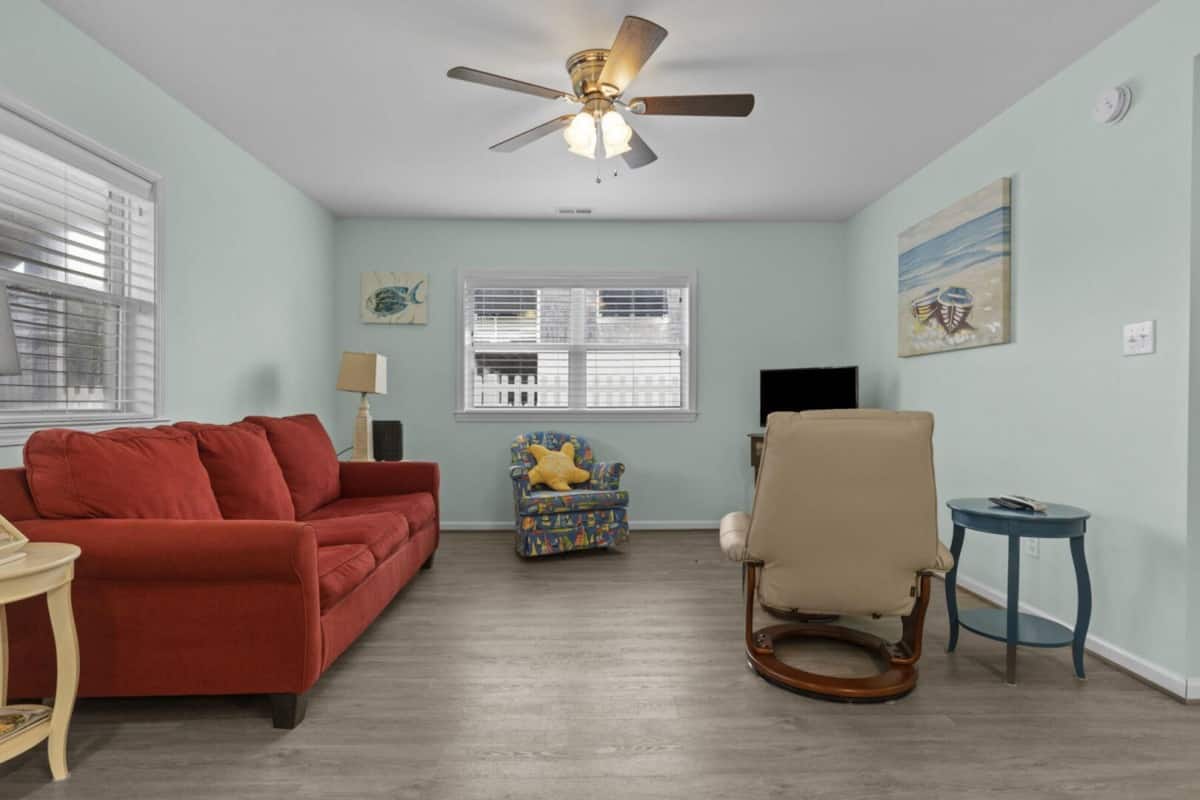 Condo, 2 Bedrooms | Living room