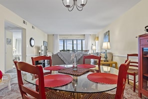 Condo, 2 Bedrooms | In-room dining - Point Prospect Shores (Pine Knoll Shores)