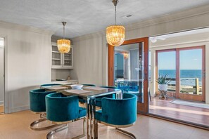House, 4 Bedrooms | Dining room - The Green Flash (Pine Knoll Shores)