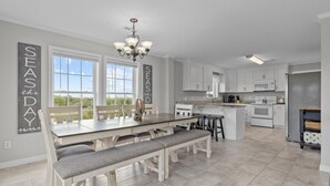 House, 5 Bedrooms | In-room dining - Seas the Moment (Emerald Isle)