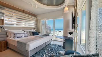 Minibar, soundproofing, cots/infant beds, free WiFi