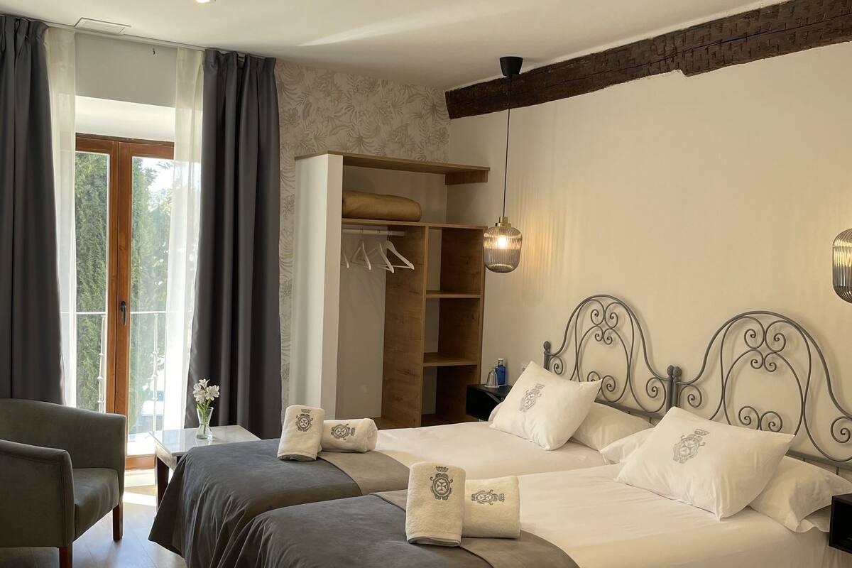 Superior Twin Room | 1 bedroom, premium bedding, down comforters, soundproofing