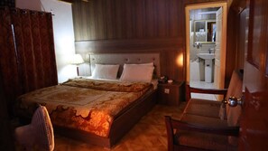 Habitació doble Deluxe | Wifi gratuïta i roba de llit
