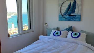 Casa conforto, 2 quartos, vista para o mar, ao lado da praia | 2 quartos, quartos à prova de som, ferros/tábuas de passar roupa