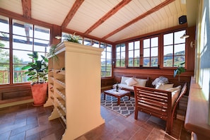 Villa (Villa Les with hot tub) | Interior