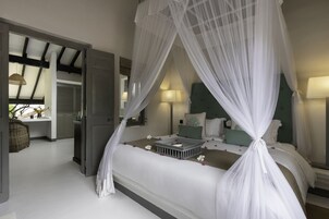 Standard Room | Egyptian cotton sheets, premium bedding, in-room safe