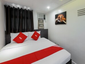 Studio Suite | Bed sheets - Nest Nano Suites Poblacion-Makati (Makati)