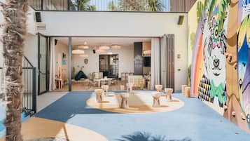 Children's play area - outdoor